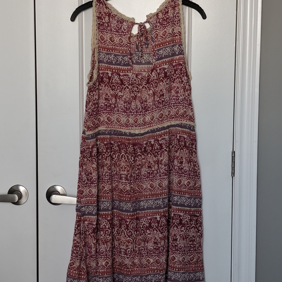 Patron of Peace Dress - Picture 4 of 7